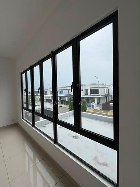Rumah Kluster untuk Dijual di Taman Glenmarie (Johor Bahru) - JAN AU - View - PropertyGuru.com.my
