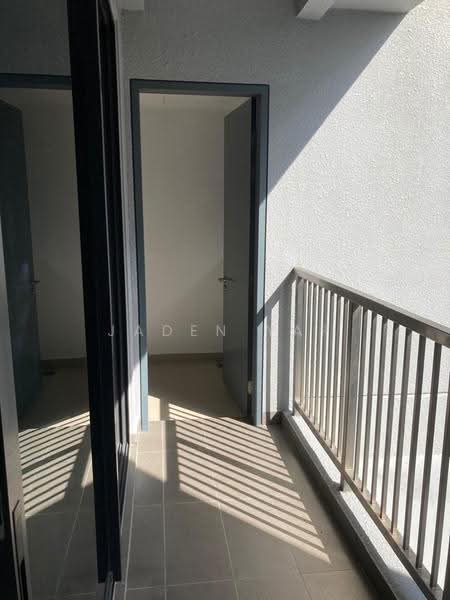 Kondominium untuk Disewa di One Cochrane Residence - Jaden Yap - Balcony - PropertyGuru.com.my