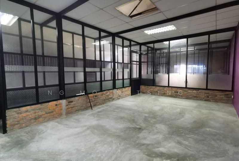 Factory for Rent in Subang Jaya (Selangor) - Ng Moon Tsing - Interior - PropertyGuru.com.my