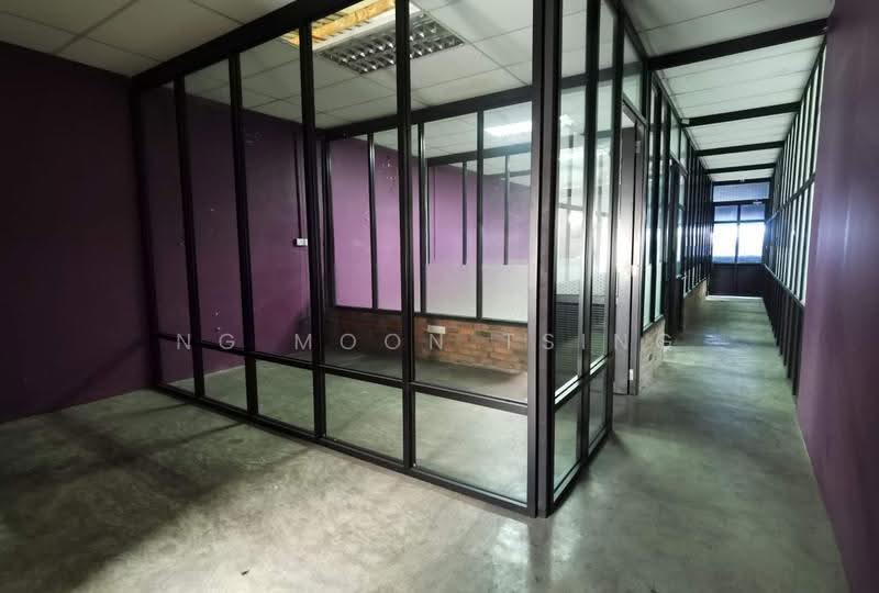 Factory for Rent in Subang Jaya (Selangor) - Ng Moon Tsing - Interior - PropertyGuru.com.my