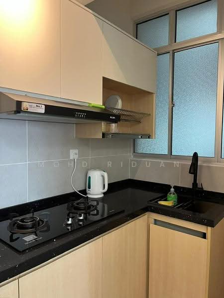Service Residence for Sale at MH Platinum Residence - Mohd Riduan - Kitchen - PropertyGuru.com.my