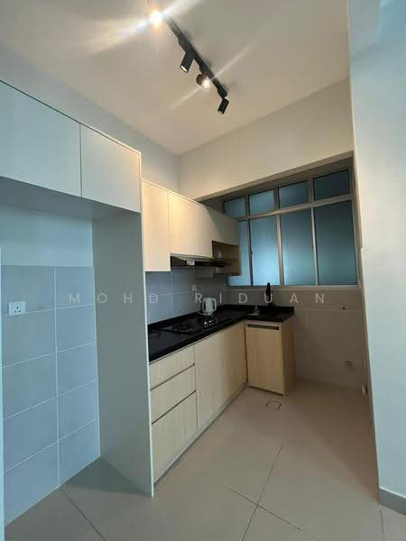 Service Residence for Sale at MH Platinum Residence - Mohd Riduan - Kitchen - PropertyGuru.com.my