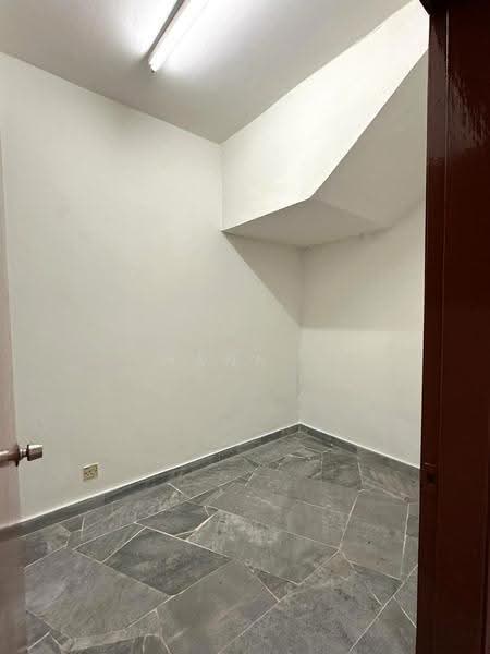 2-storey Terraced House for Sale in BANDAR PUCHONG JAYA (Puchong) - Hann . - Interior - PropertyGuru.com.my