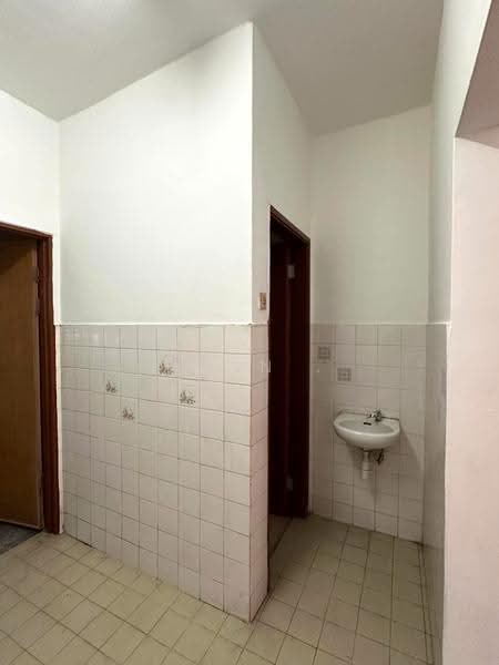 2-storey Terraced House for Sale in BANDAR PUCHONG JAYA (Puchong) - Hann . - Interior - PropertyGuru.com.my