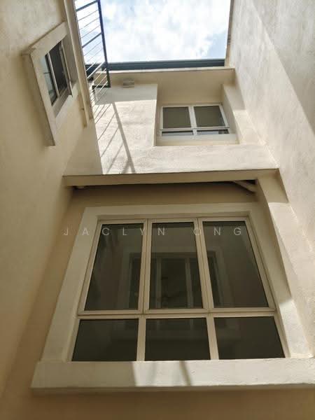 2.5-storey Terraced House for Sale in Usj 16 (Subang Jaya) - Jaclyn Ong - Exterior - PropertyGuru.com.my
