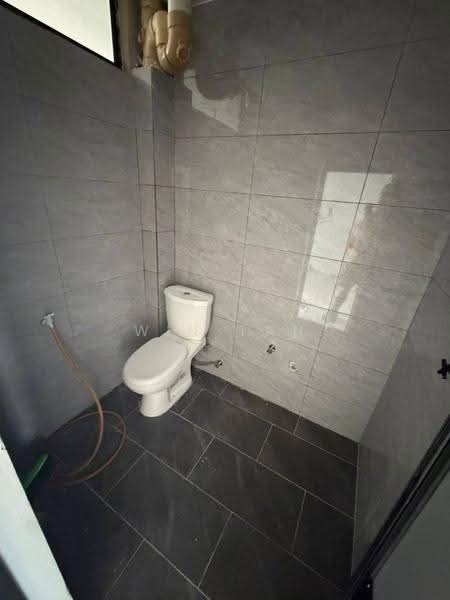 Bungalow House for Sale in Taman Putri Kulai (Kulai) - Win Tan - Bathroom - PropertyGuru.com.my