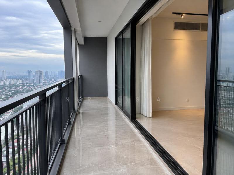 Kediaman Servis untuk Dijual di The Astaka @ 1 Bukit Senyum - Nur Alisya - Balcony - PropertyGuru.com.my