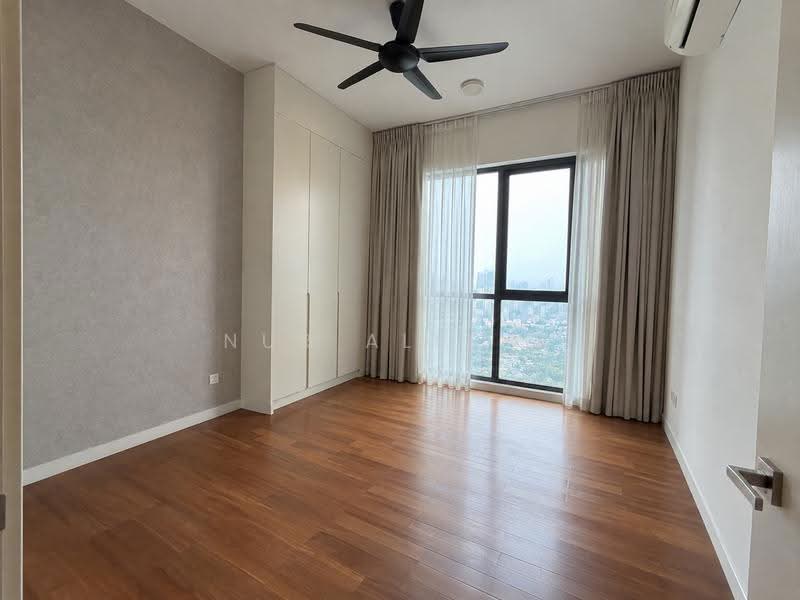 Kediaman Servis untuk Dijual di The Astaka @ 1 Bukit Senyum - Nur Alisya - Bedroom - PropertyGuru.com.my