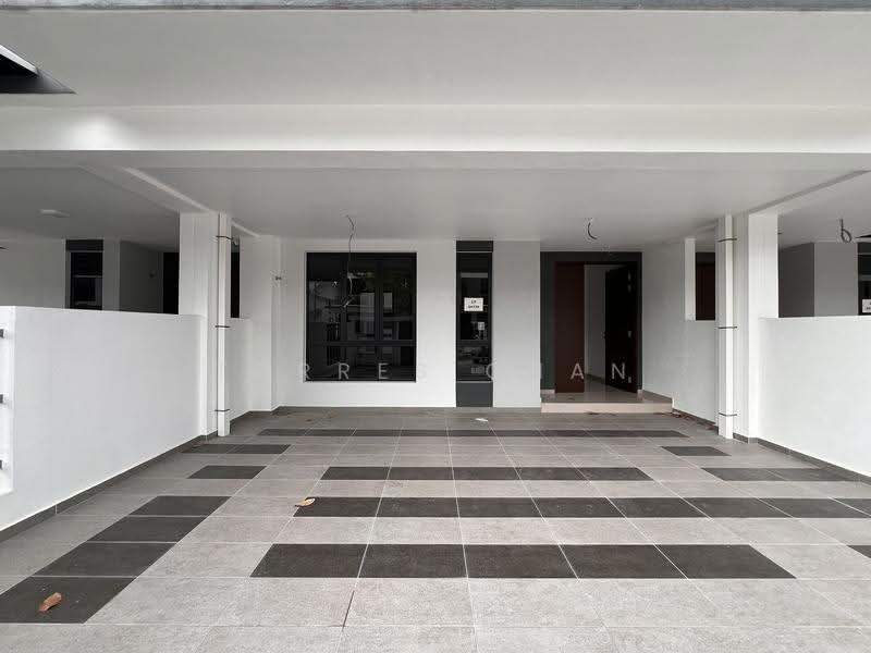 2-storey Terraced House for Sale in Setia Utama (Setia Alam) - Torres Chan - Exterior - PropertyGuru.com.my