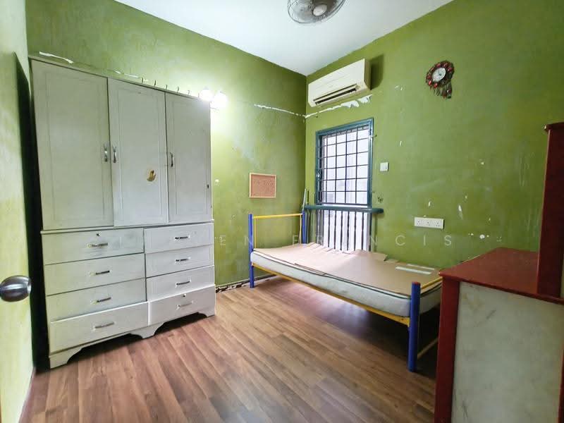 Pangsapuri untuk Dijual di Sri Ledang - Stheven Francis - PropertyGuru.com.my
