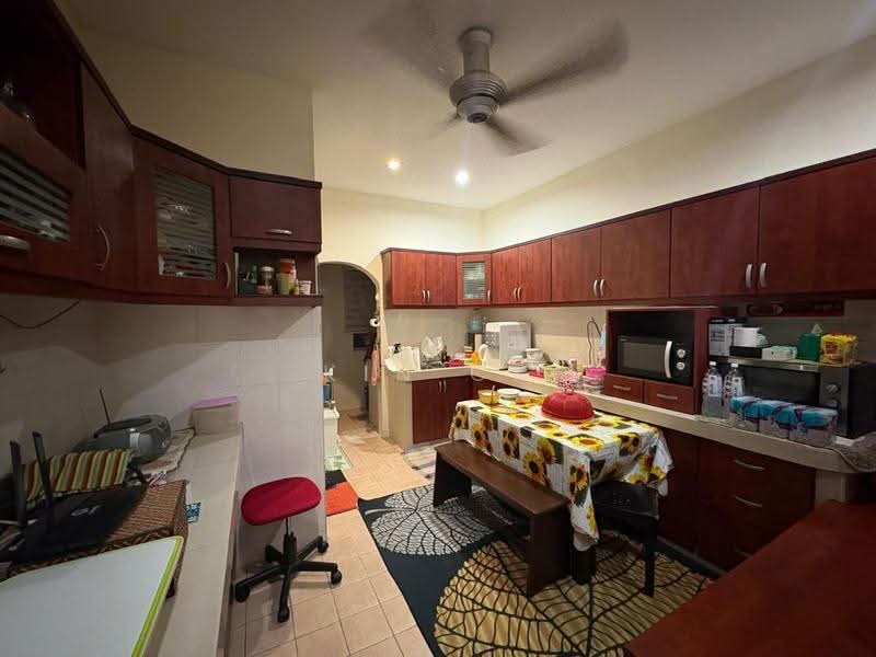 2-storey Terraced House for Sale in Puchong (Selangor) - Kin CK - Kitchen - PropertyGuru.com.my