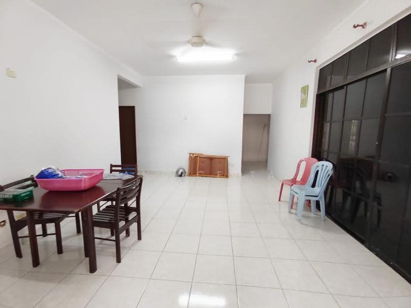 Bungalow House for Sale in Cheras (Selangor) - Candice Tan - Living Room - PropertyGuru.com.my