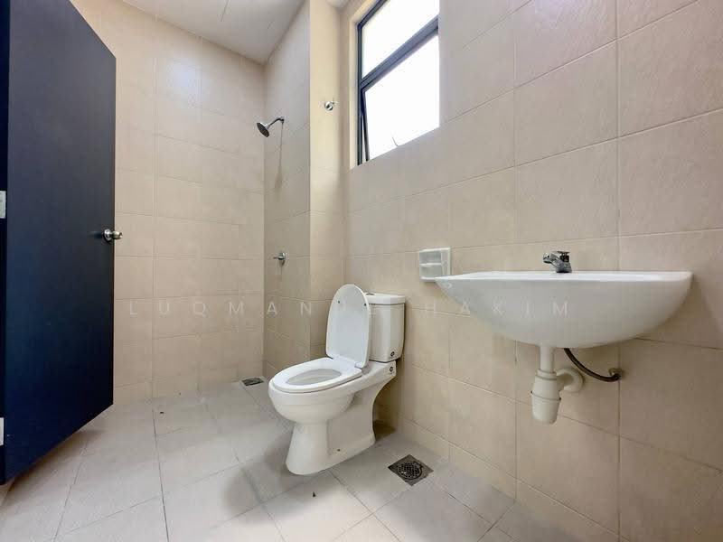Terraced House for Sale in Kuala Selangor (Selangor) - Luqmanul Hakim - PropertyGuru.com.my