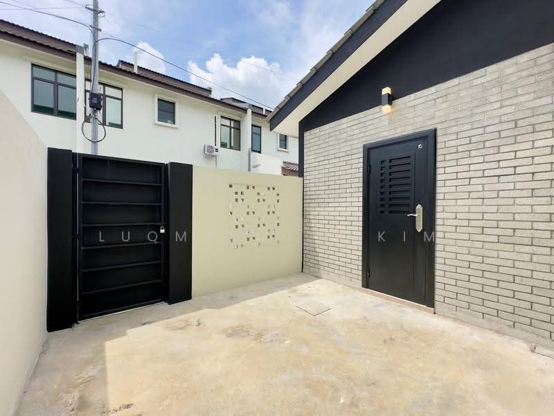 Terraced House for Sale in Kuala Selangor (Selangor) - Luqmanul Hakim - Exterior - PropertyGuru.com.my