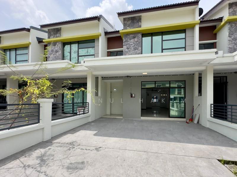 Terraced House for Sale in Kuala Selangor (Selangor) - Luqmanul Hakim - Exterior - PropertyGuru.com.my