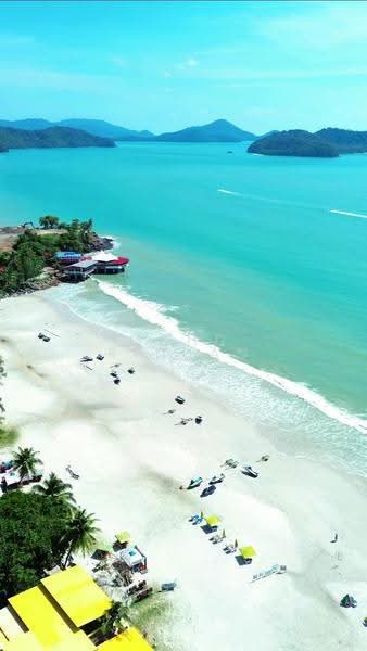Hotel / Resort untuk Dijual di Pantai Tengah (Chenang) - Mohd Riduan - Exterior - PropertyGuru.com.my