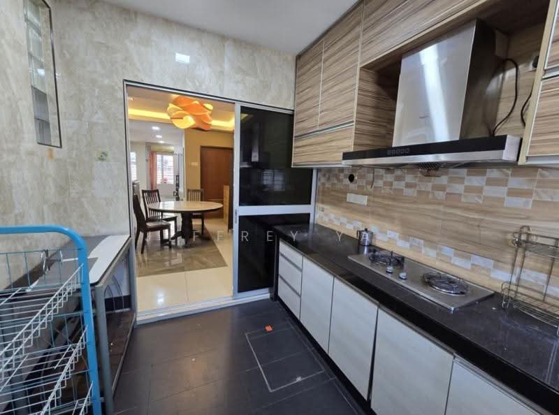 2-storey Terraced House for Sale in Kepong Baru (Kepong) - Jeffrey Yap - Kitchen - PropertyGuru.com.my