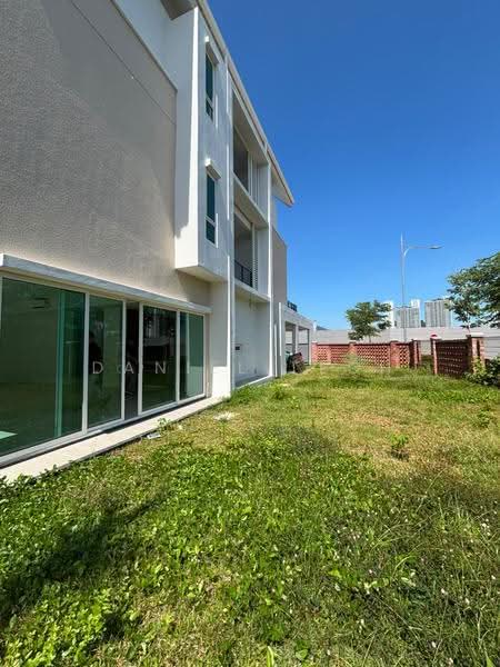 Rumah Berkembar untuk Disewa di Seri Tanjung Pinang (Tanjung Tokong) - Daniel Teoh - PropertyGuru.com.my