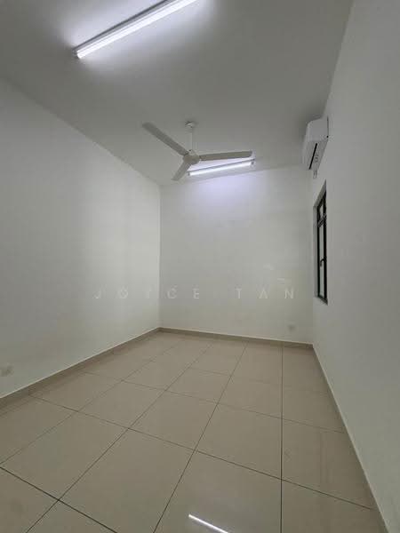 Cluster House for Rent in Iskandar Puteri (Nusajaya) (Johor) - Joyce Tan - Bedroom - PropertyGuru.com.my