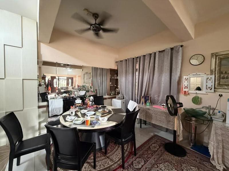 Rumah Berkembar untuk Dijual di Ayer Keroh (Melaka) - Ching Linn Sei - Dining Room - PropertyGuru.com.my