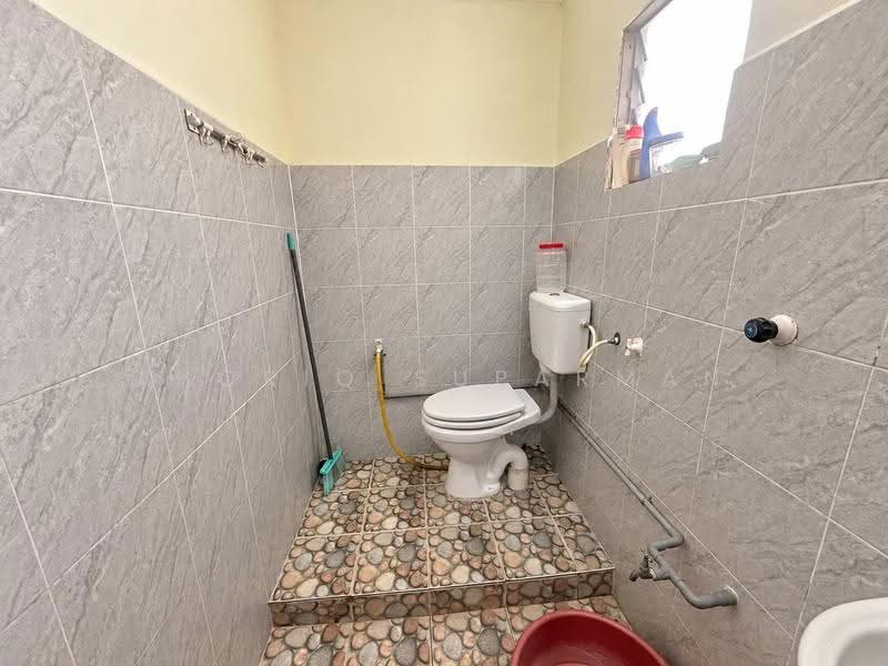 Terraced House for Sale in Taman Samudra Teres (Batu Caves) - Thoriq Suparman - Bathroom - PropertyGuru.com.my