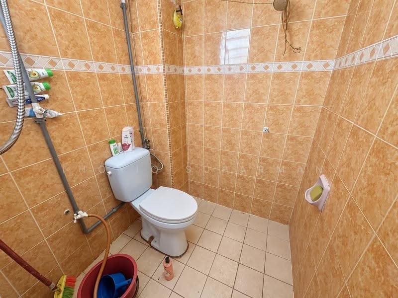 Terraced House for Sale in Taman Samudra Teres (Batu Caves) - Thoriq Suparman - Bathroom - PropertyGuru.com.my
