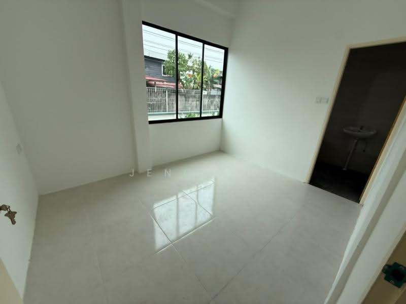 1-storey Terraced House for Sale in Kuching (Sarawak) - Jeno Tan - Interior - PropertyGuru.com.my