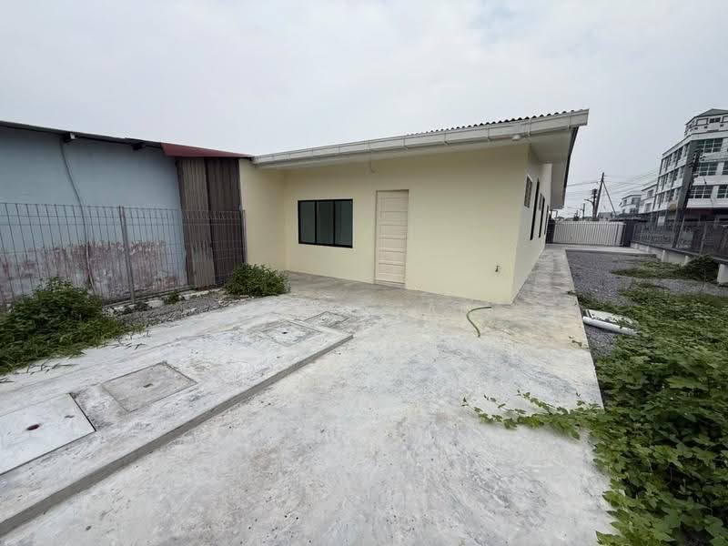 1-storey Terraced House for Sale in Kuching (Sarawak) - Jeno Tan - Exterior - PropertyGuru.com.my