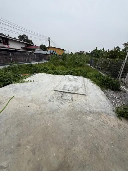 1-storey Terraced House for Sale in Kuching (Sarawak) - Jeno Tan - Exterior - PropertyGuru.com.my