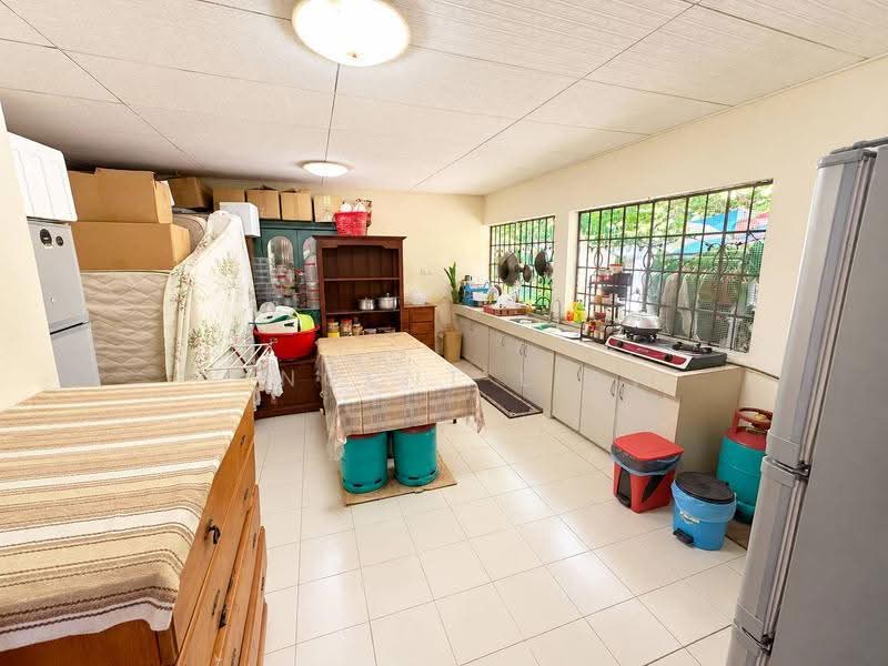 Rumah Banglo untuk Dijual di Kota Damansara (Selangor) - Vincent Liaw - Kitchen - PropertyGuru.com.my