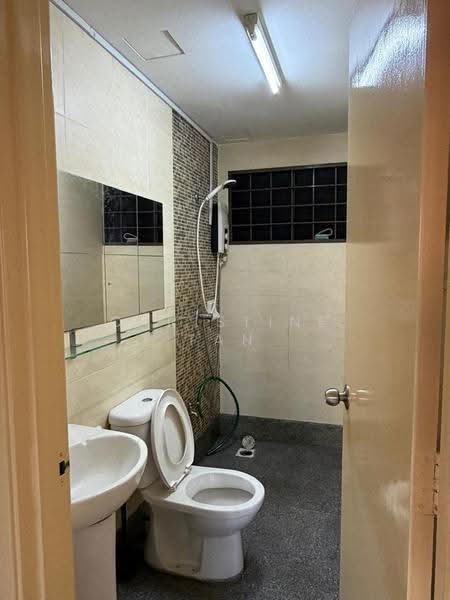 Pangsapuri untuk Disewa di Avilla Apartments - Christine Tan - Bathroom - PropertyGuru.com.my