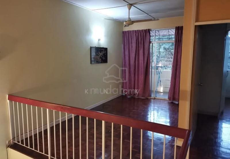Rumah Teres 2-Tingkat untuk Disewa di Taman Bukit Cheras (Cheras) - Kin CK - Living Room - PropertyGuru.com.my