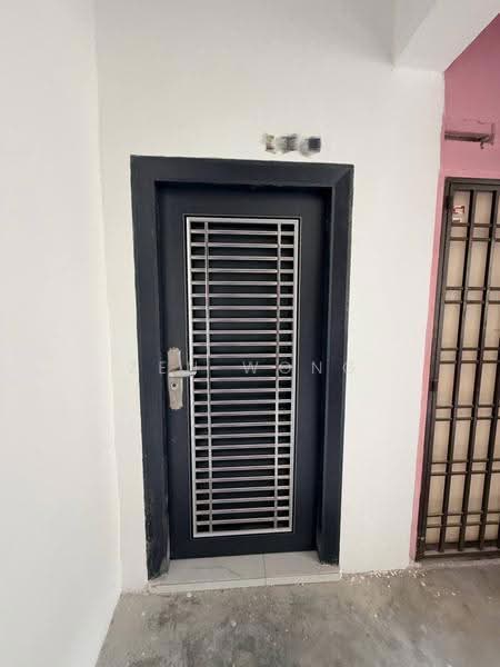 Flat for Sale at Taman Pulai Utama - Zen Wong - Entrance - PropertyGuru.com.my