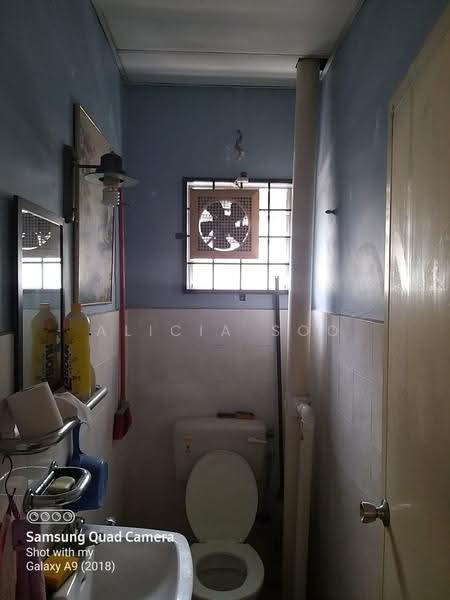 Pejabat untuk Dijual di Petaling Jaya (Selangor) - Alicia Soo - Bathroom - PropertyGuru.com.my