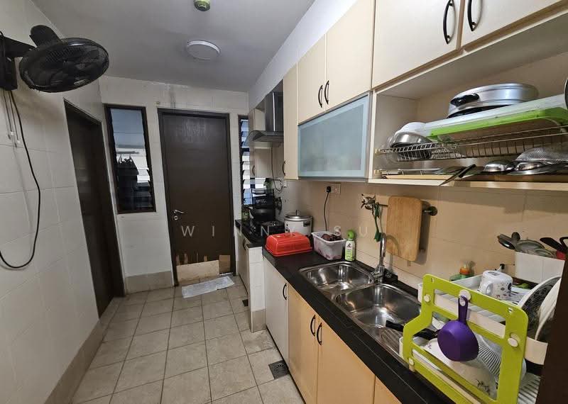 Rumah Teres 2-Tingkat untuk Dijual di Bukit Jelutong (Shah Alam) - Winny Su - Kitchen - PropertyGuru.com.my