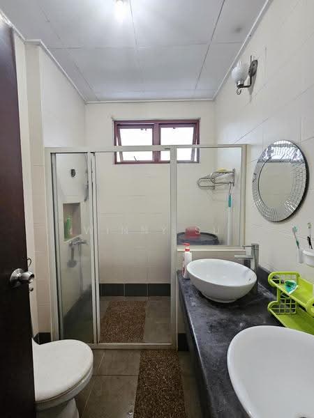 Rumah Teres 2-Tingkat untuk Dijual di Bukit Jelutong (Shah Alam) - Winny Su - Bathroom - PropertyGuru.com.my
