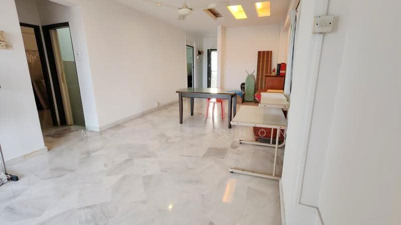 Kondominium untuk Dijual di Meadow Park 2 - Melissa Chong - Living Room - PropertyGuru.com.my