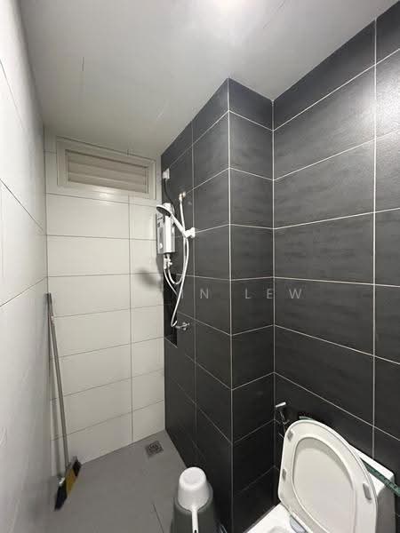 Kediaman Servis untuk Disewa di Horizon Suites - Justin Lew - Bathroom - PropertyGuru.com.my