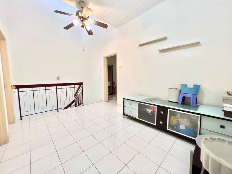 2-storey Terraced House for Sale in Taman Pelangi Semenyih (Semenyih) - Fikri Yasmin - Interior - PropertyGuru.com.my