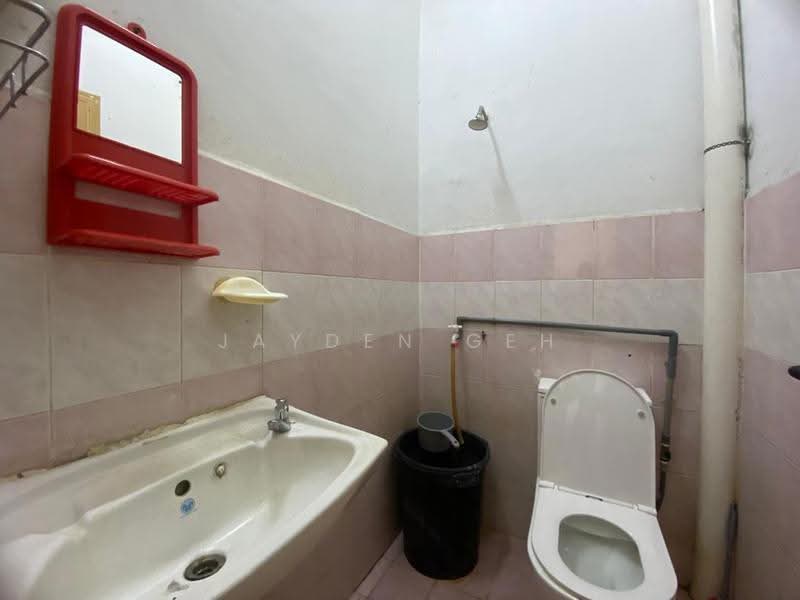 1-storey Terraced House for Sale in Taman Keranji (Alor Setar) - Jayden Geh - Bathroom - PropertyGuru.com.my