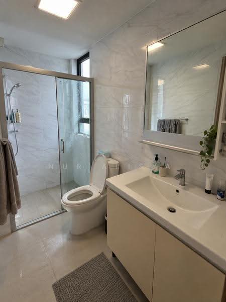 Pangsapuri untuk Disewa di Starview Bay @ Forest City - Nur Alisya - Bathroom - PropertyGuru.com.my