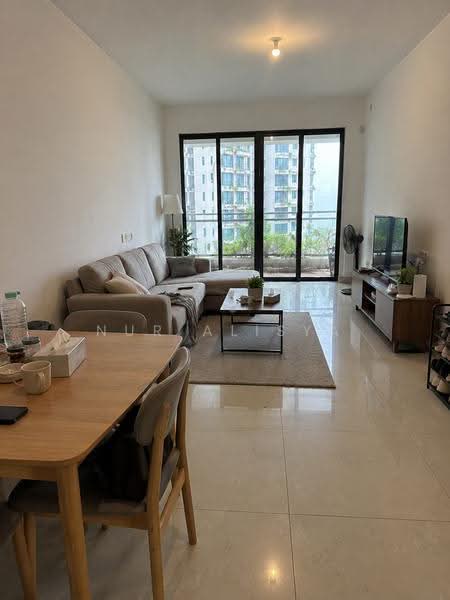 Pangsapuri untuk Disewa di Starview Bay @ Forest City - Nur Alisya - Living Room - PropertyGuru.com.my
