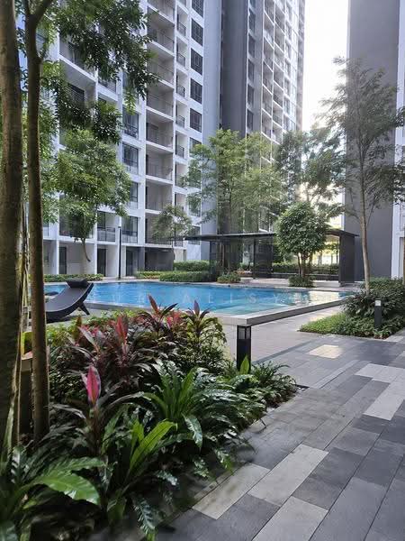 Condominium for Rent at Amberside @ Country Garden Danga Bay - Nur Alisya - Exterior - PropertyGuru.com.my