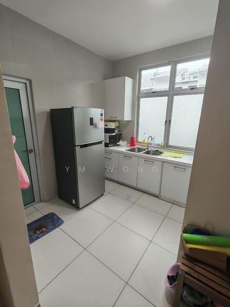 Pangsapuri untuk Disewa di The Seed Taman Sutera Utama - Ym Wong - Kitchen - PropertyGuru.com.my