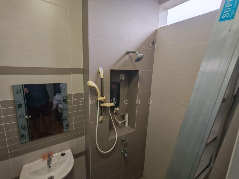 Pangsapuri untuk Disewa di The Seed Taman Sutera Utama - Ym Wong - Bathroom - PropertyGuru.com.my