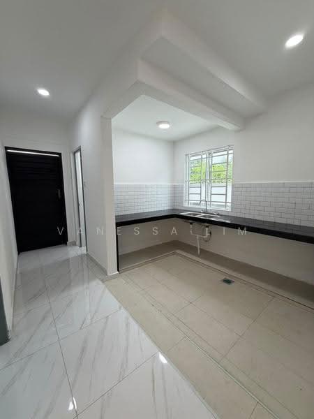 Rumah Teres 1-Tingkat untuk Dijual di Bukit Indah (Iskandar Puteri (Nusajaya)) - Vanessa Lim - Kitchen - PropertyGuru.com.my