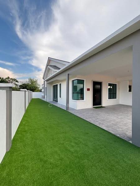 1-storey Terraced House for Sale in Ipoh (Perak) - Phoebe Chang - Exterior - PropertyGuru.com.my