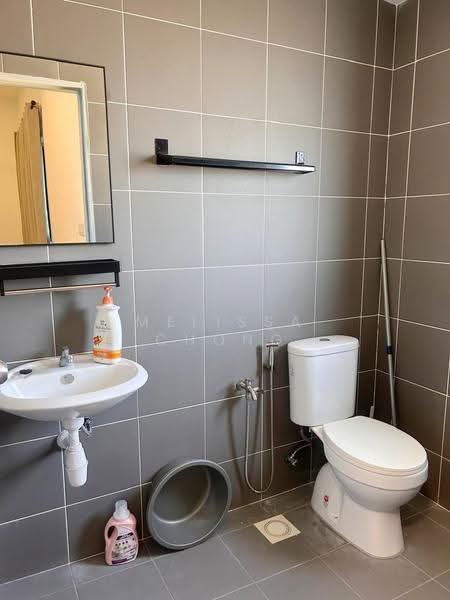Condominium for Rent at Residensi Bukit Palma 1 (Palm Hill Residence 1) - Melissa Chong - Bathroom - PropertyGuru.com.my
