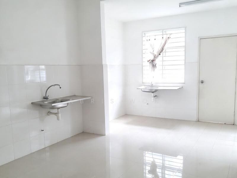 Rumah Teres 2-Tingkat untuk Disewa di Kemuning Utama (Shah Alam) - Tabris Wong - PropertyGuru.com.my