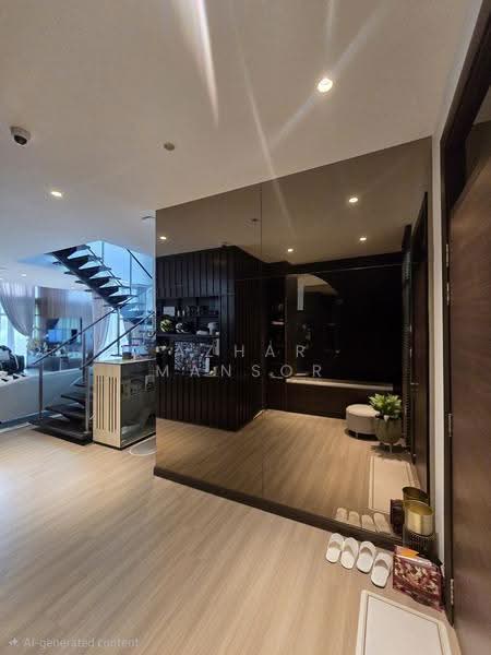 Bungalow House for Sale in Denai Alam (Shah Alam) - Azhar Mansor - Foyer at Entry - PropertyGuru.com.my